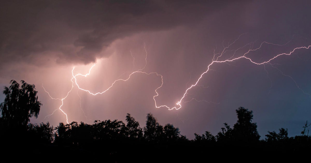 Lightning “megaflash” stretching 515 miles long is recognized as new world record